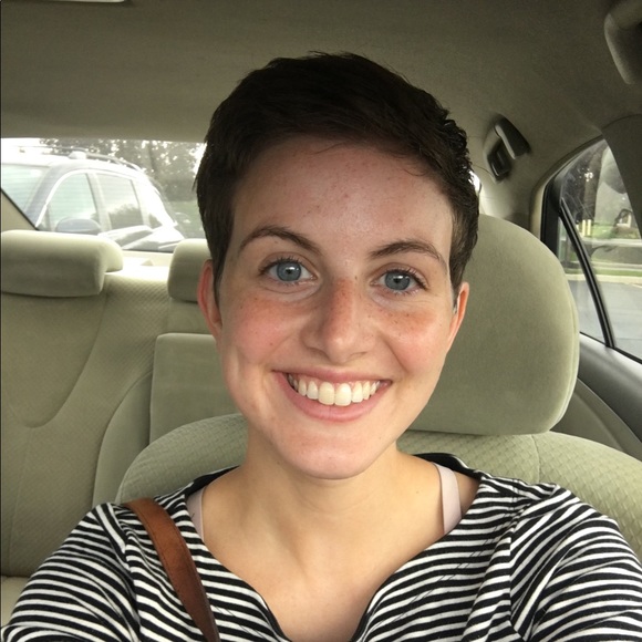 Meet your Posher, Joanna - Picture 1 of 1